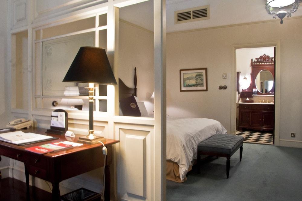 Hotel Majapahit Mgallery