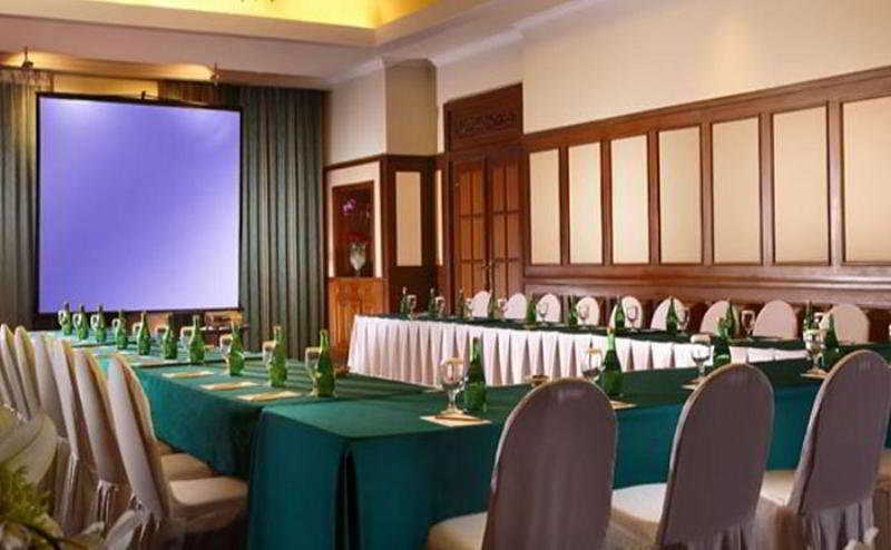 Hotel Majapahit Mgallery